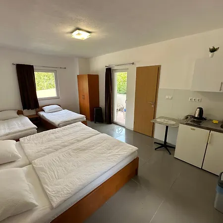 Dzenana Boracko Jezero Apartahotel