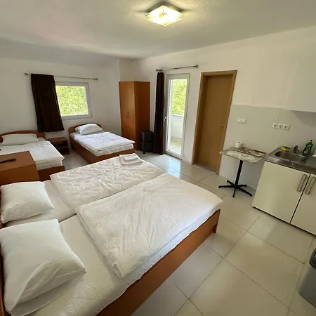 Dzenana Boracko Jezero Apartahotel 3*