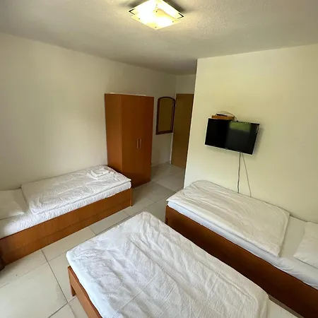 Dzenana Boracko Jezero Aparthotel Konjic