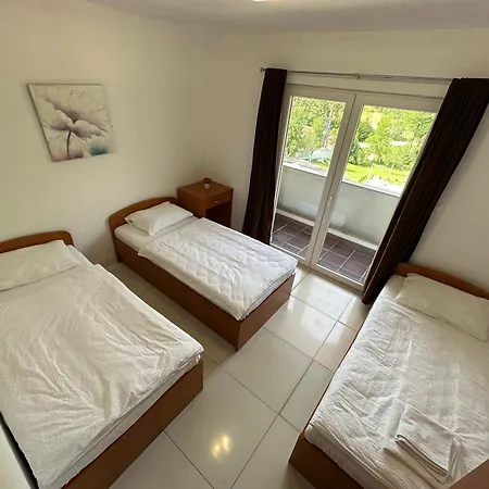 Dzenana Boracko Jezero Apartahotel 3*