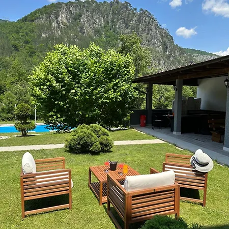 Dzenana Boracko Jezero Aparthotel
